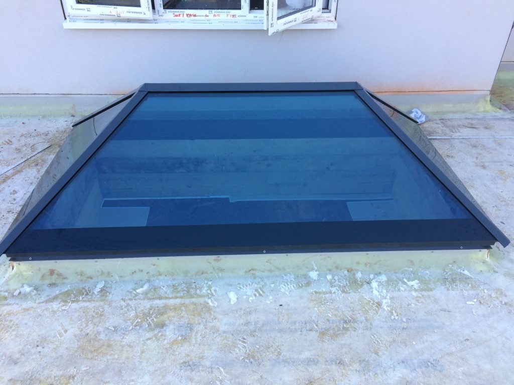 small roof lantern